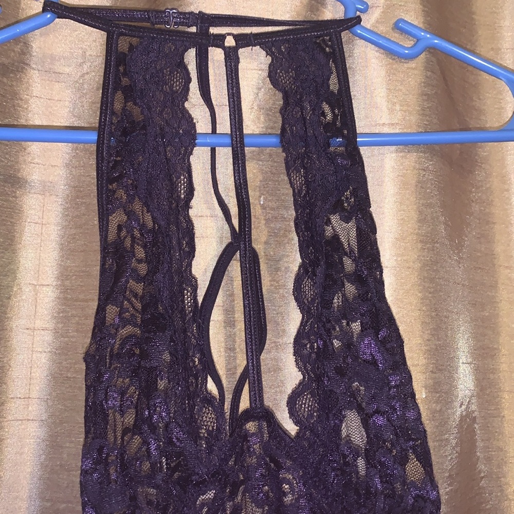 Lingerie Top - Picture 3 of 4